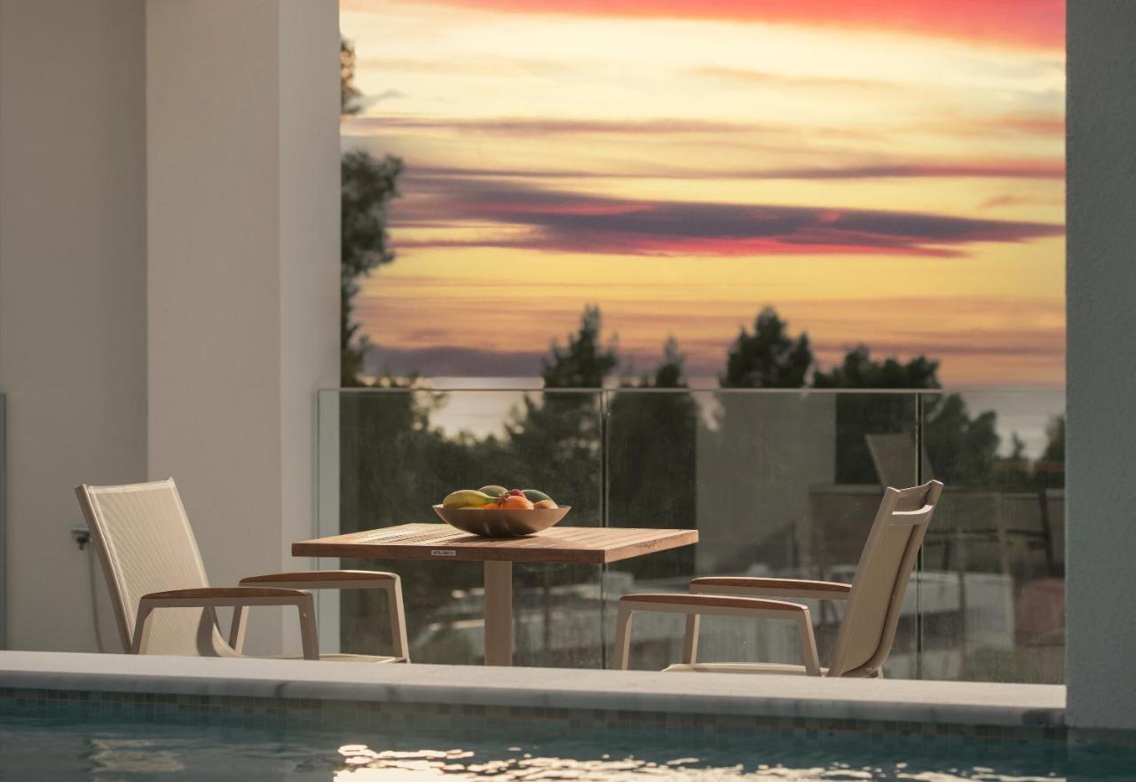 Nikiti Botanic Pool Suites Zewnętrze zdjęcie