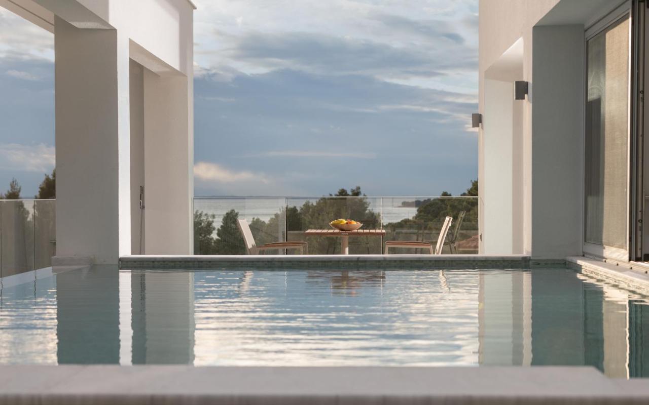 Nikiti Botanic Pool Suites Zewnętrze zdjęcie
